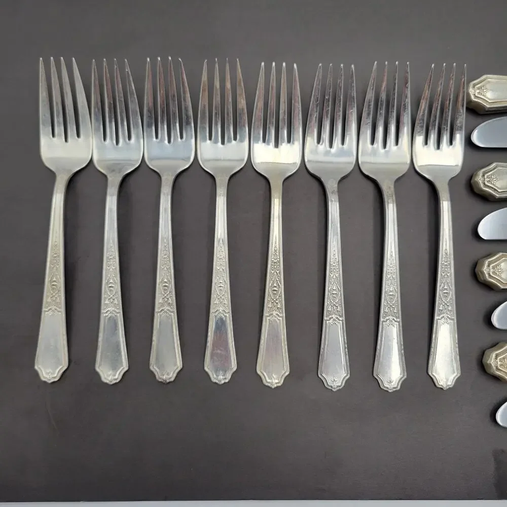 1847 Rogers Bros Ancestral Service for 8 Al Silverplate Flatware Set 43 Pcs